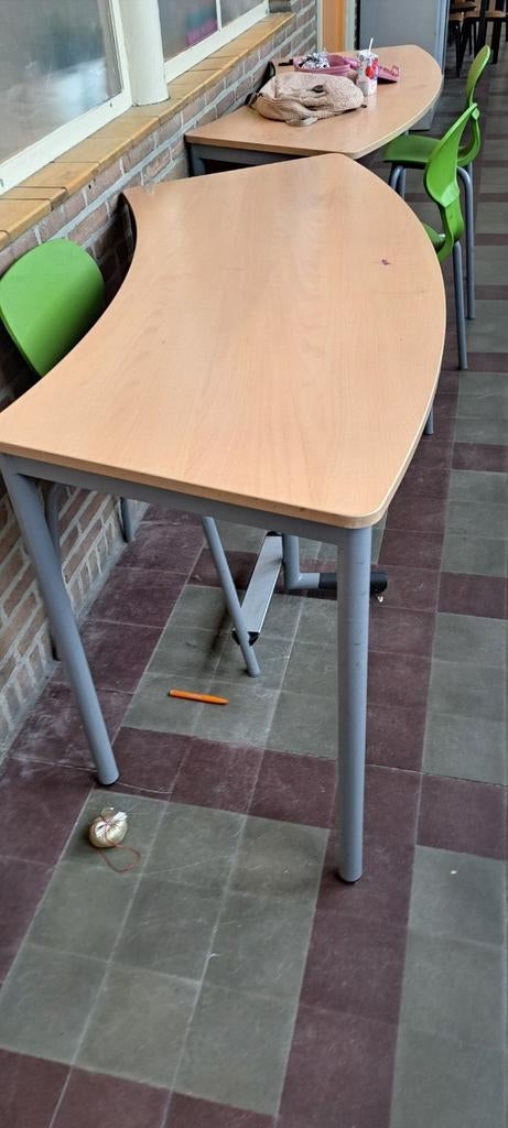 Schoolmeubilair te koop. Aanbieding!, Ophalen