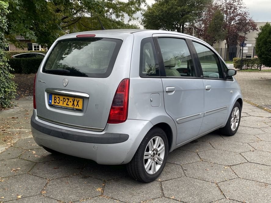 Lancia Musa 1.4-16V Nieuwe APK Inruil is mogelijk, Auto's, Voorwielaandrijving, 15 km/l, Gebruikt, 400 kg