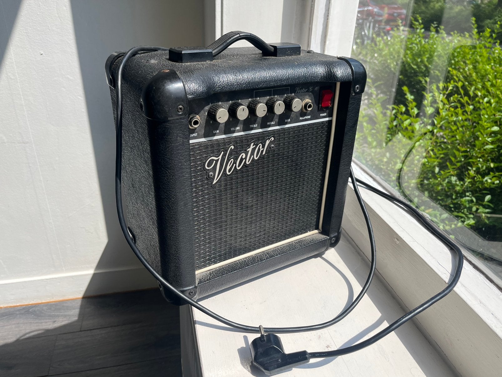 Vector 5 amp gitaar versterker, Ophalen, Zo goed als nieuw, Minder dan 50 watt