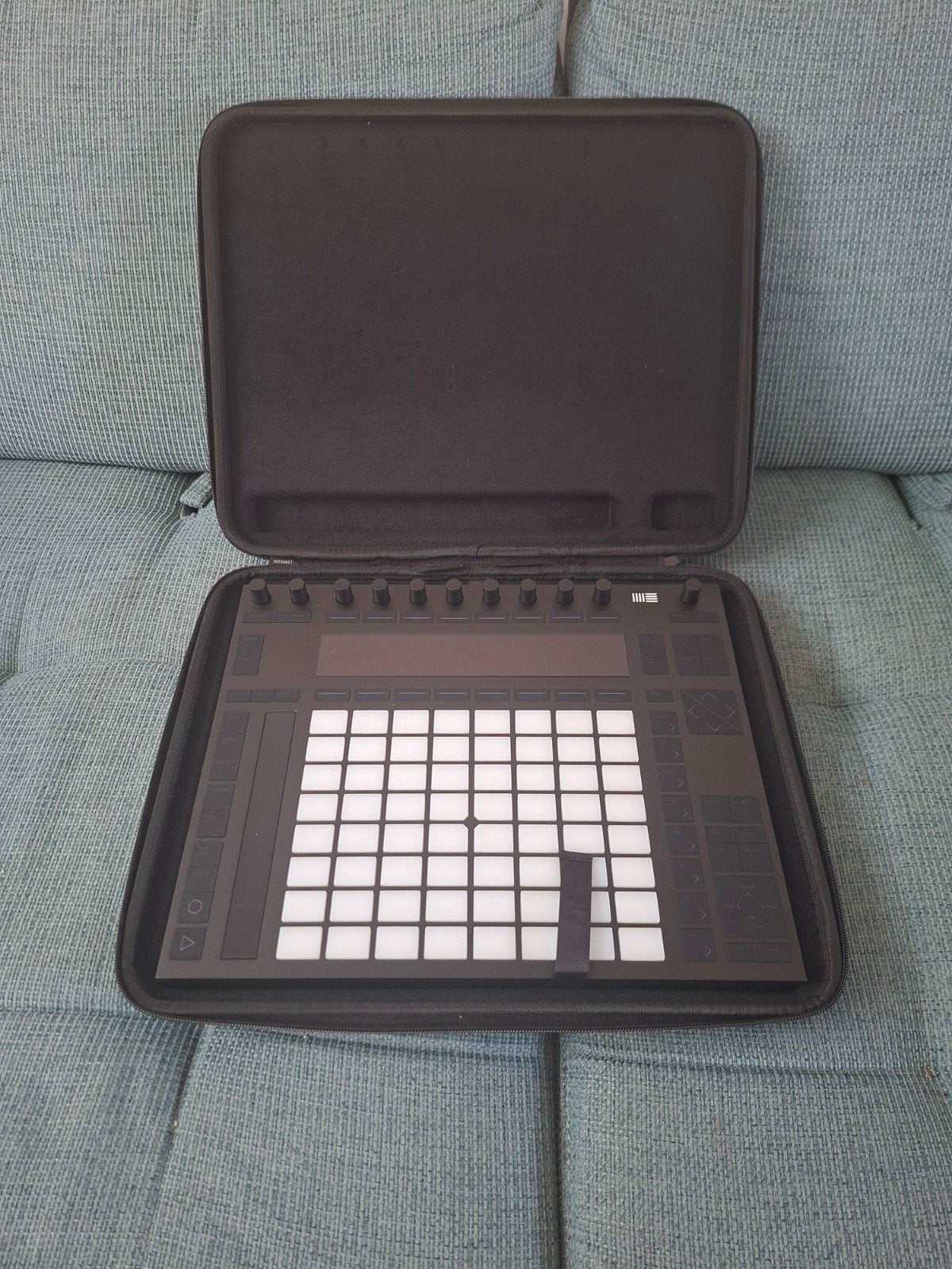 Ableton Push 2 incl UDG Creator Controller Hardcase, Ophalen of Verzenden, Zo goed als nieuw