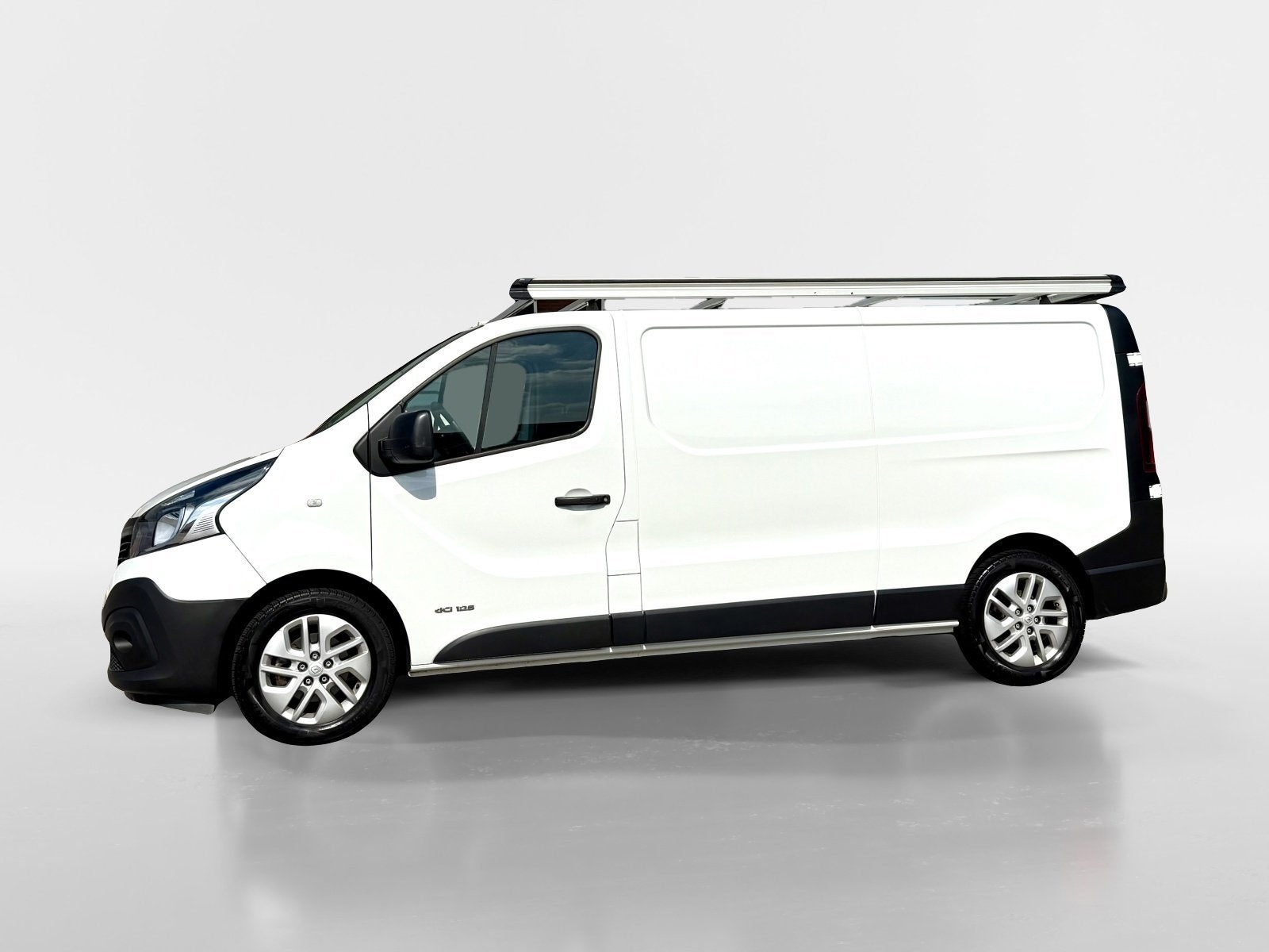 Renault Trafic 1.6 dCi T29 L2H1 Comfort Energy Imperial, Voorwielaandrijving, Gebruikt, 4 cilinders, 2000 kg