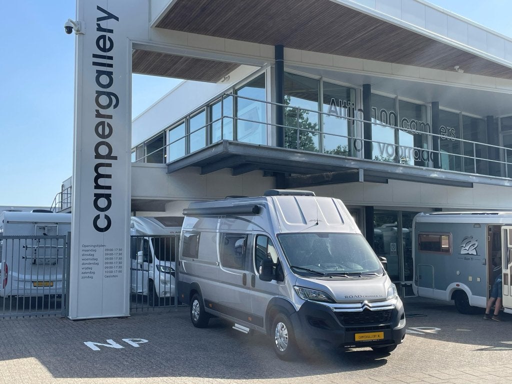 Pössl Roadcruiser XL ENKELE BEDDEN VERHOOGD TREKHAA, Pössl, 6 tot 7 meter, Bedrijf, Overige merken