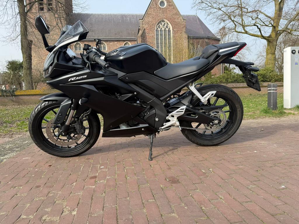 Yamaha YZF-R125A bj 2023 Mat Zwart., Occasion, Super Sport, Particulier, 125 cc