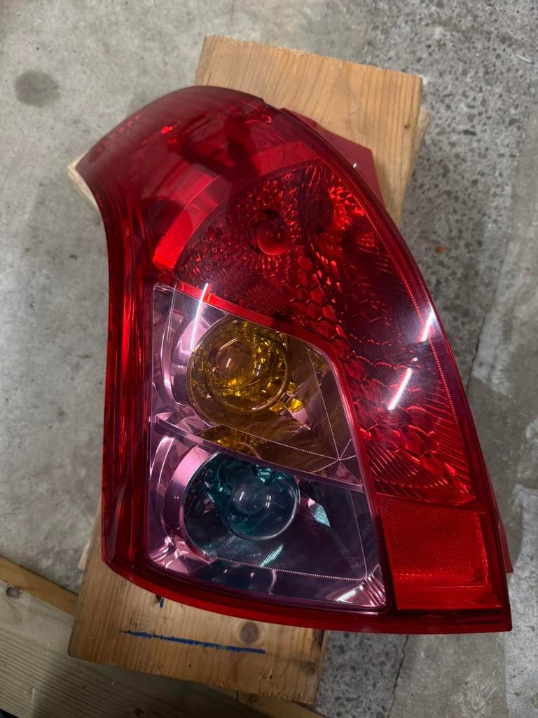 Linker orginele acchterlicht Suzuki Swift, Ophalen of Verzenden, Suzuki