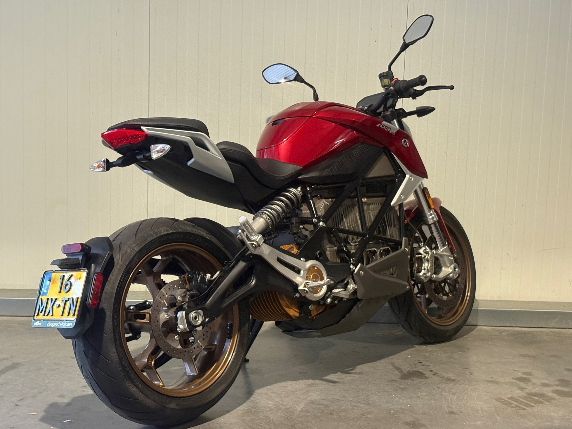 Zero Motorcycles SR/F ZF14.4 | 7.983 km | rijklaar incl. gar, Motoren, Motoren | Overige merken, Inquiries.nl@zeromotorcycles.com