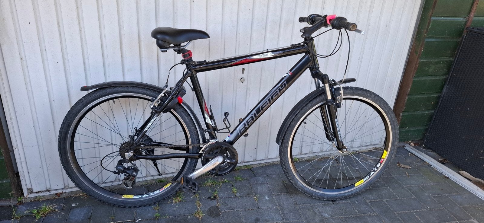 Mountainbike met 24 versnellingen, voorvering en spatborden, Hardtail, Ophalen, Gebruikt, Overige merken