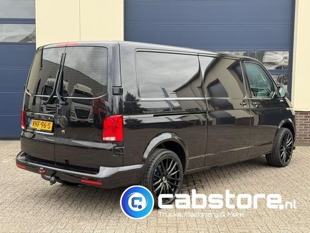 Volkswagen Transporter 2.0 TDI Euro 6 - 199 Pk - 7-DSG - L2/, Auto's, Euro 6, 4 cilinders, Volkswagen, Zwart