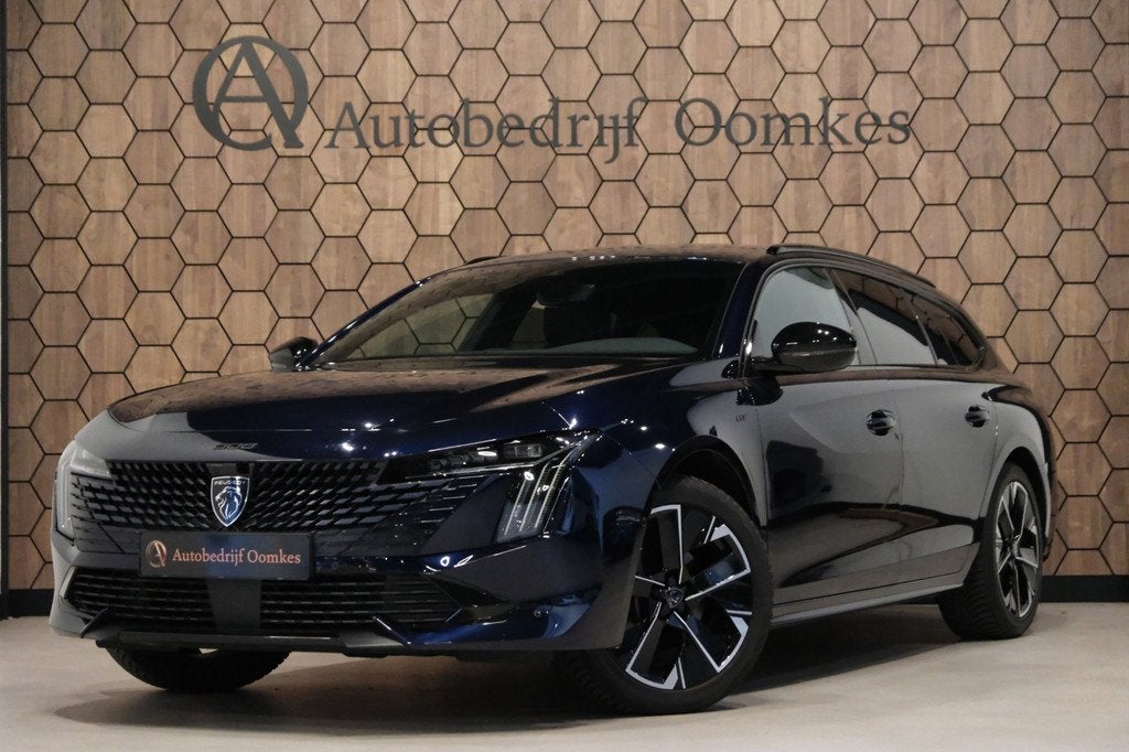 Peugeot 508 SW 1.2 PureTech 130 GT LINE *NW MODEL* Leder/360, Auto's, Peugeot, Automaat, Gebruikt, 1199 cc, Blauw