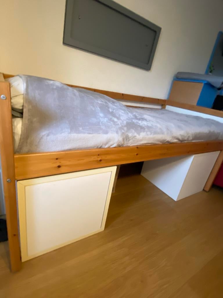 Halfhoogslaper grenen 90x200 met opbergruimte, Ophalen, Gebruikt, Halfhoogslaper