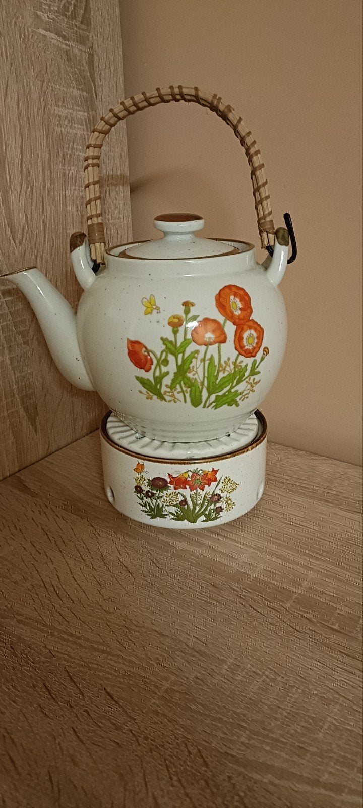 vintage theepot met theelicht wilde bloemen en klaprozen, Ophalen, Keramiek, Vintage, Zo goed als nieuw