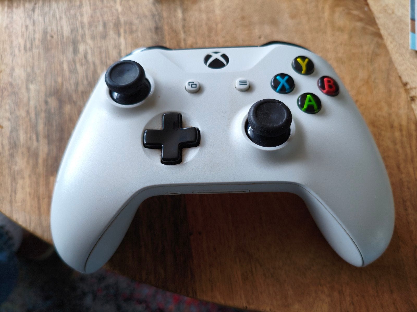 controller voor de xbox one., Spelcomputers en Games, Ophalen of Verzenden, Zo goed als nieuw, Controller, Xbox Original