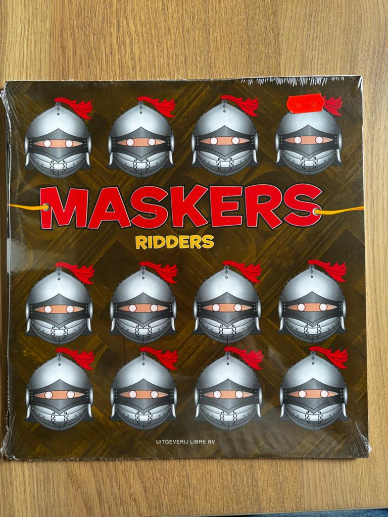 Maskerboek Ridders - Maak je eigen ridder maskers!, Ophalen of Verzenden, Nieuw, Fictie algemeen