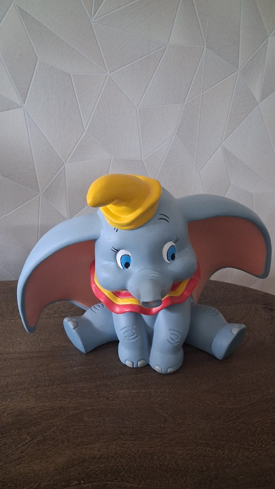 Disney Dumbo Beeldje - Kerstdecoratie, Ophalen of Verzenden, Zo goed als nieuw, Beeldje of Figuurtje
