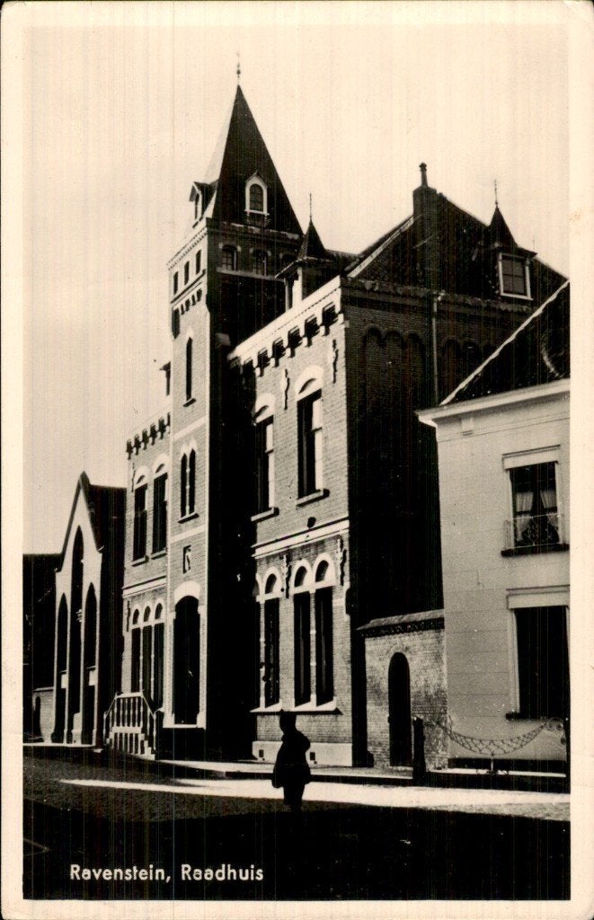 Ravenstein - Raadhuis - Voorgevel, Ophalen of Verzenden, 1940 tot 1960, Gelopen, Noord-Brabant