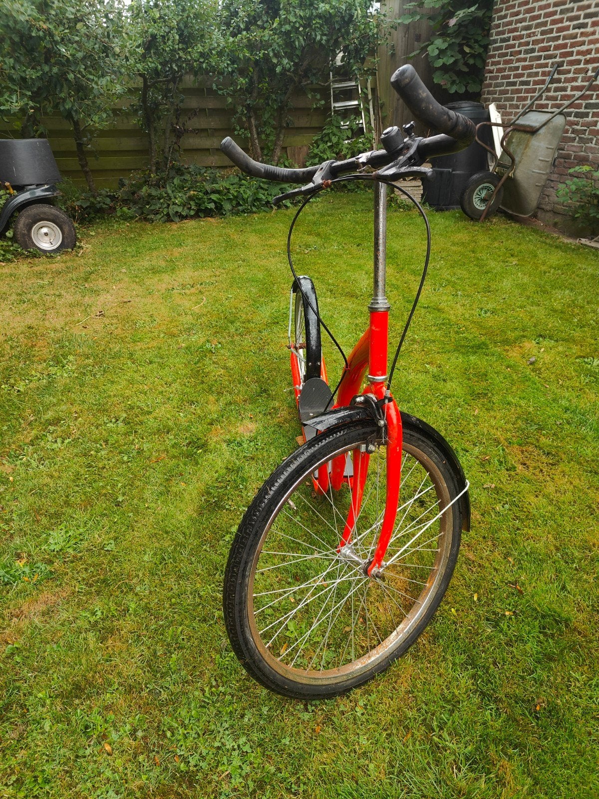 Rode Kickbike/Volwassenen step gebruikt maar in goede staat, Ophalen, Gebruikt, Kickbike, Onbekend