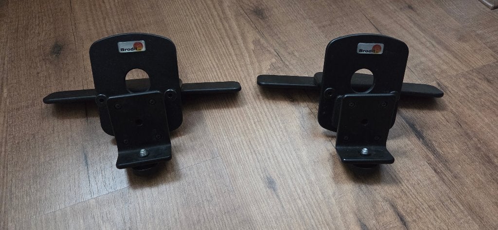 2x Brodit hoofdsteun bevestiging Volvo V70, Ophalen of Verzenden, Zo goed als nieuw