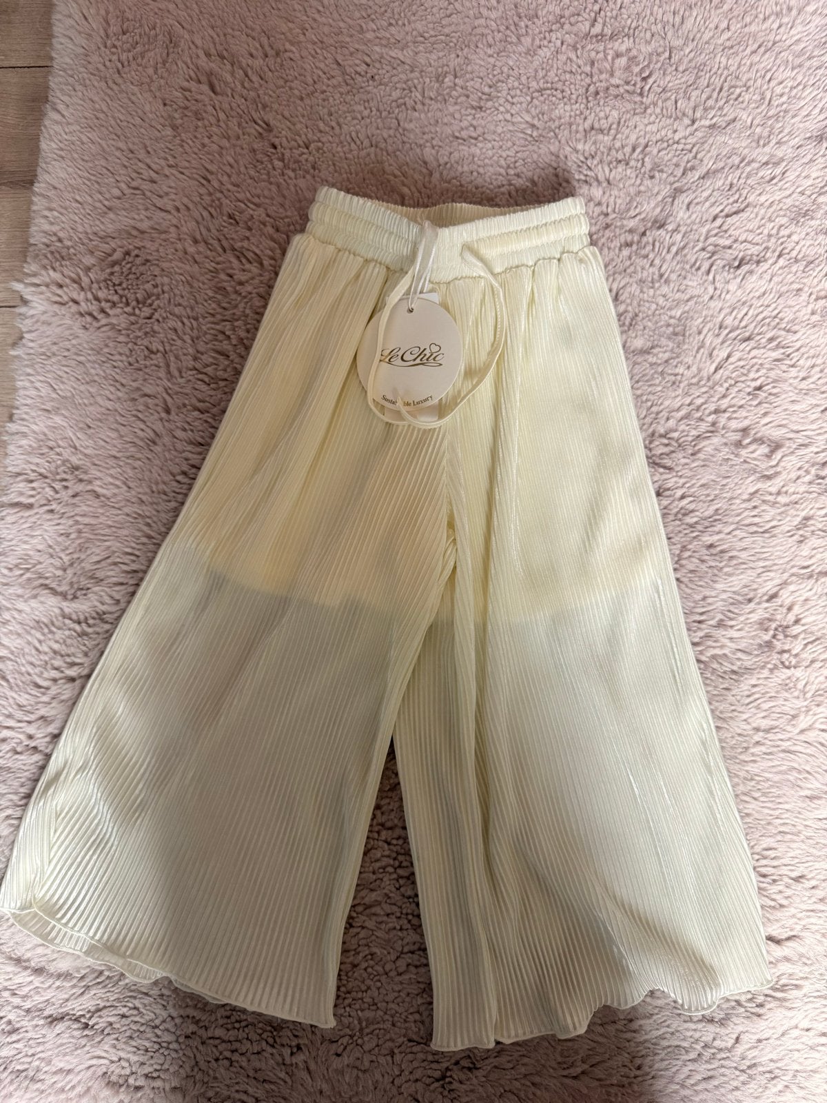 Le Chic broek crème maat 98 nieuw met prijskaartje, Ophalen of Verzenden, Nieuw, Meisje, Broek