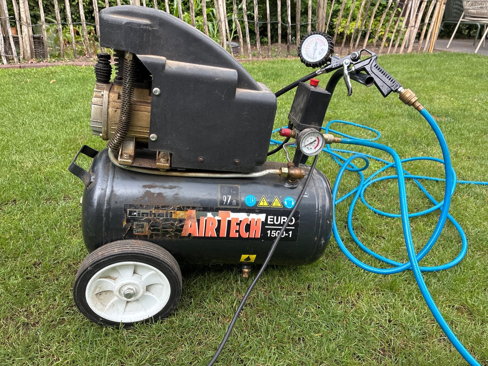 Einhell Airtech EURO 1500-1 Compressor met slang, Ophalen, Gebruikt, 6 tot 10 bar, Minder dan 200 liter/min