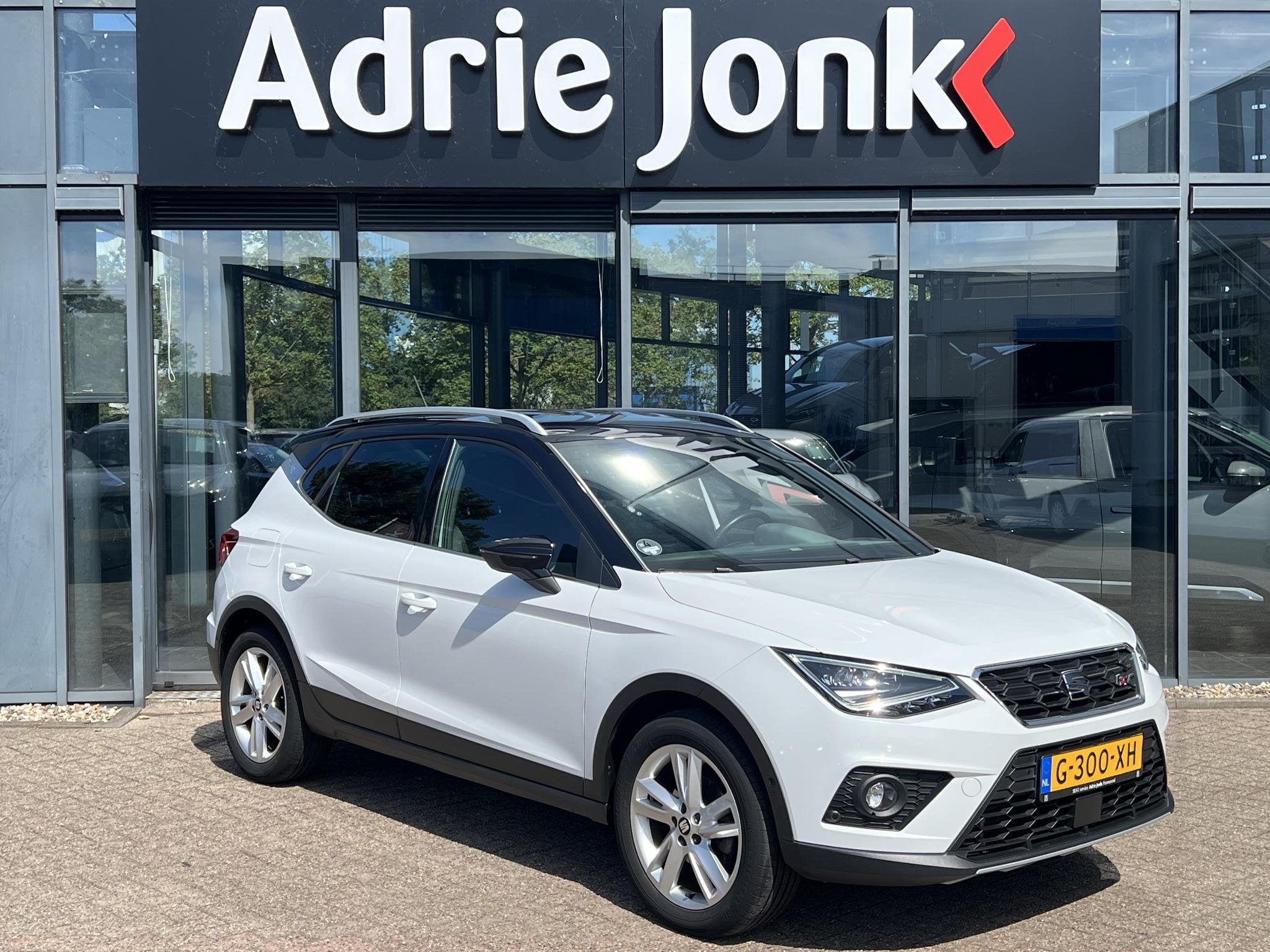 SEAT Arona 1.0 TSI FR Business Intense AUTOMAAT | TREKHAAK |, Auto's, Origineel Nederlands, 600 kg, 3 cilinders, 1100 kg