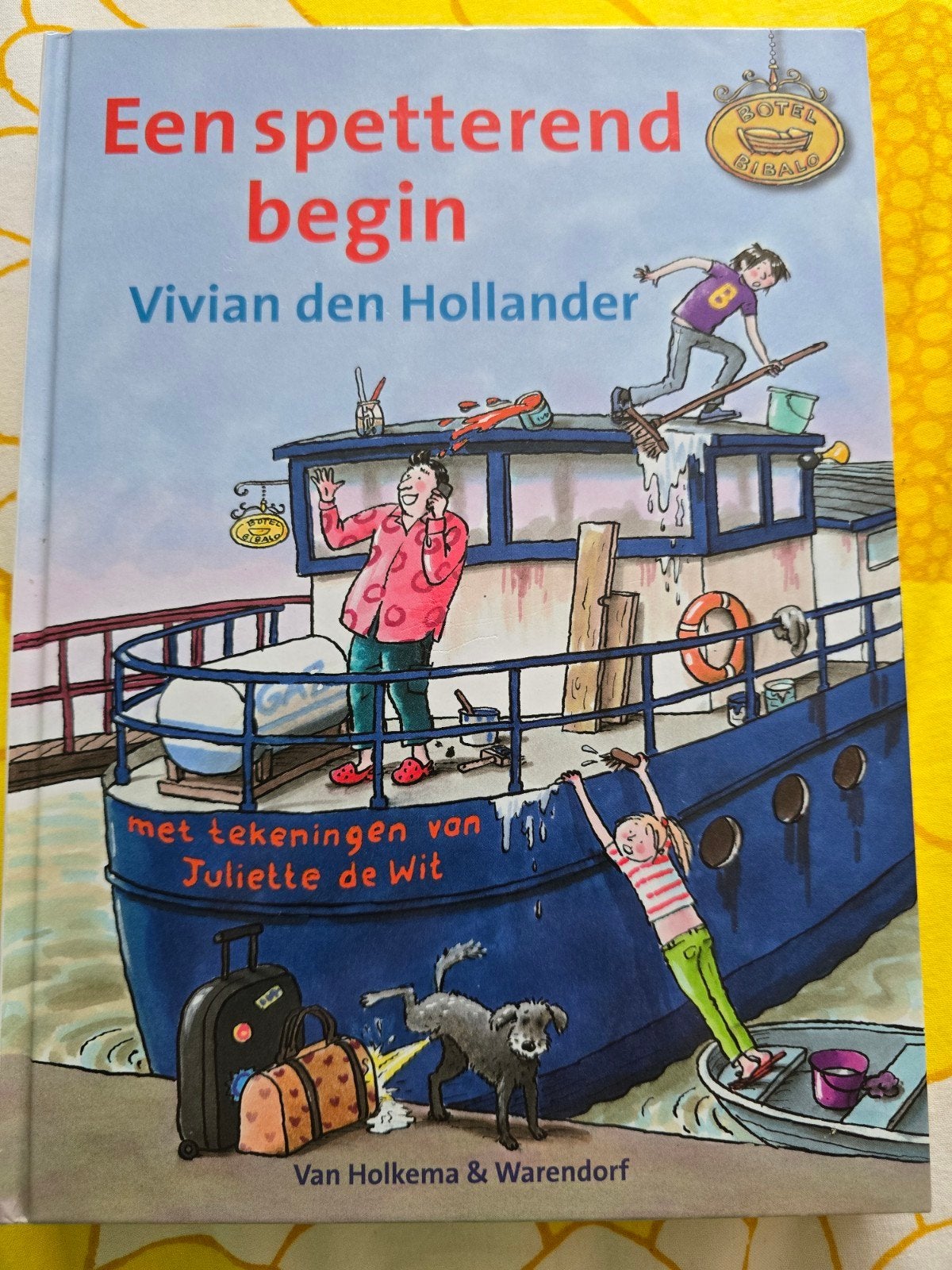 Hotel Bibalo: Een spetterend begin - E4, Ophalen of Verzenden, Nieuw, Vivian den Hollander