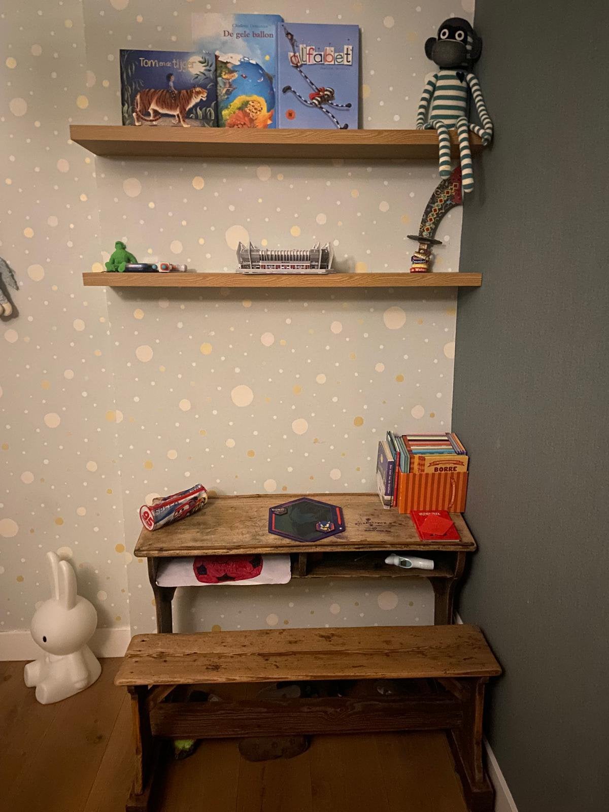 Authentieke houten lessenaar met bankje, Ophalen