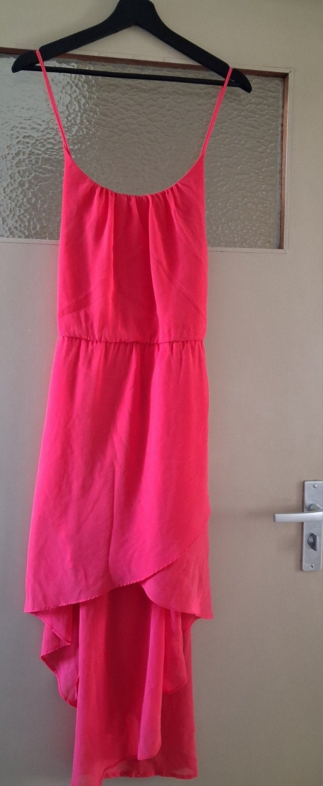Neon Roze Jurk met Spaghettibandjes - New Look, New Look, Maat 42/44 (L), Ophalen of Verzenden, Zo goed als nieuw