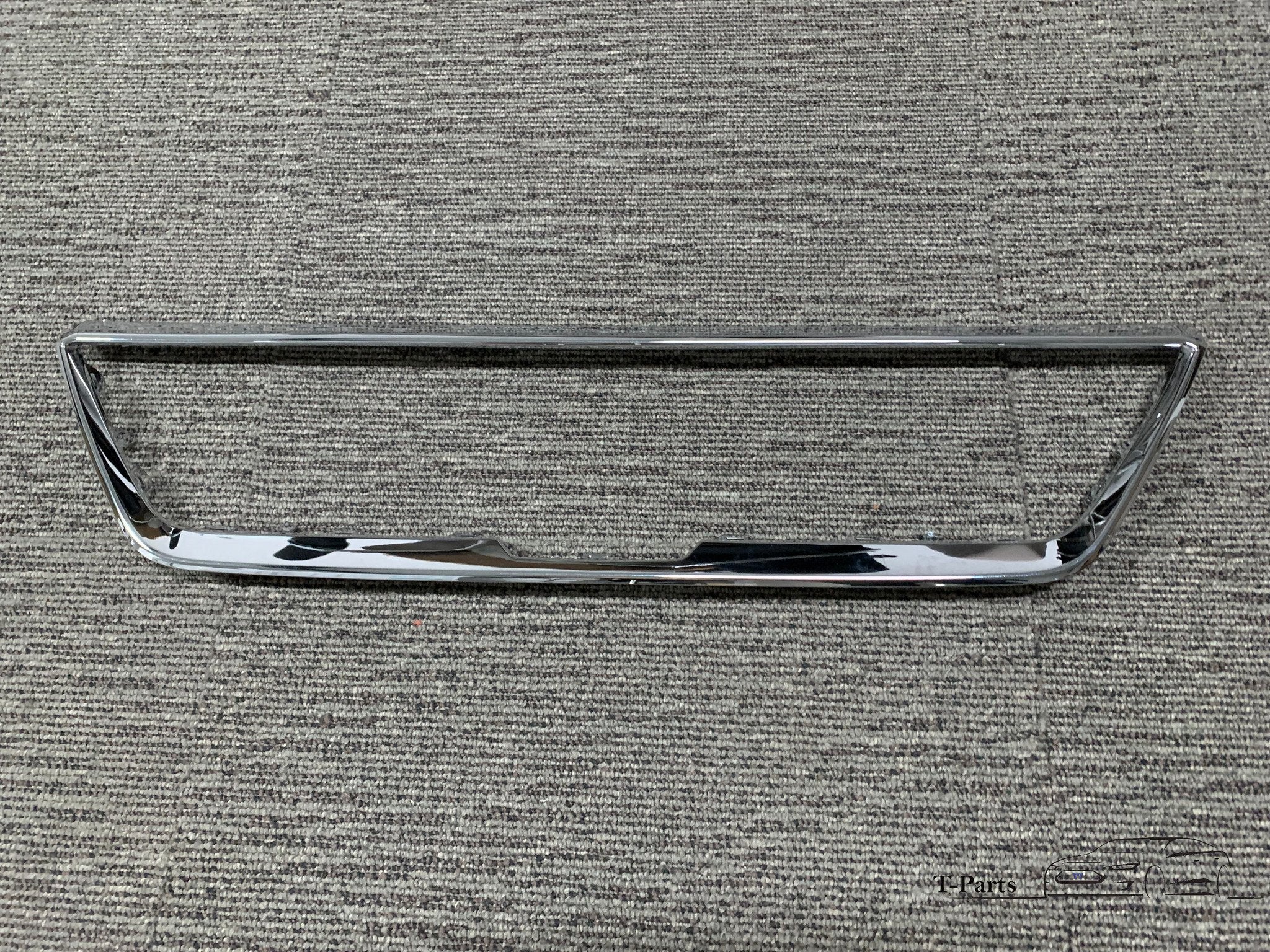 Seat ibiza 6F grill chrome lijst voorbumper grile 2017+