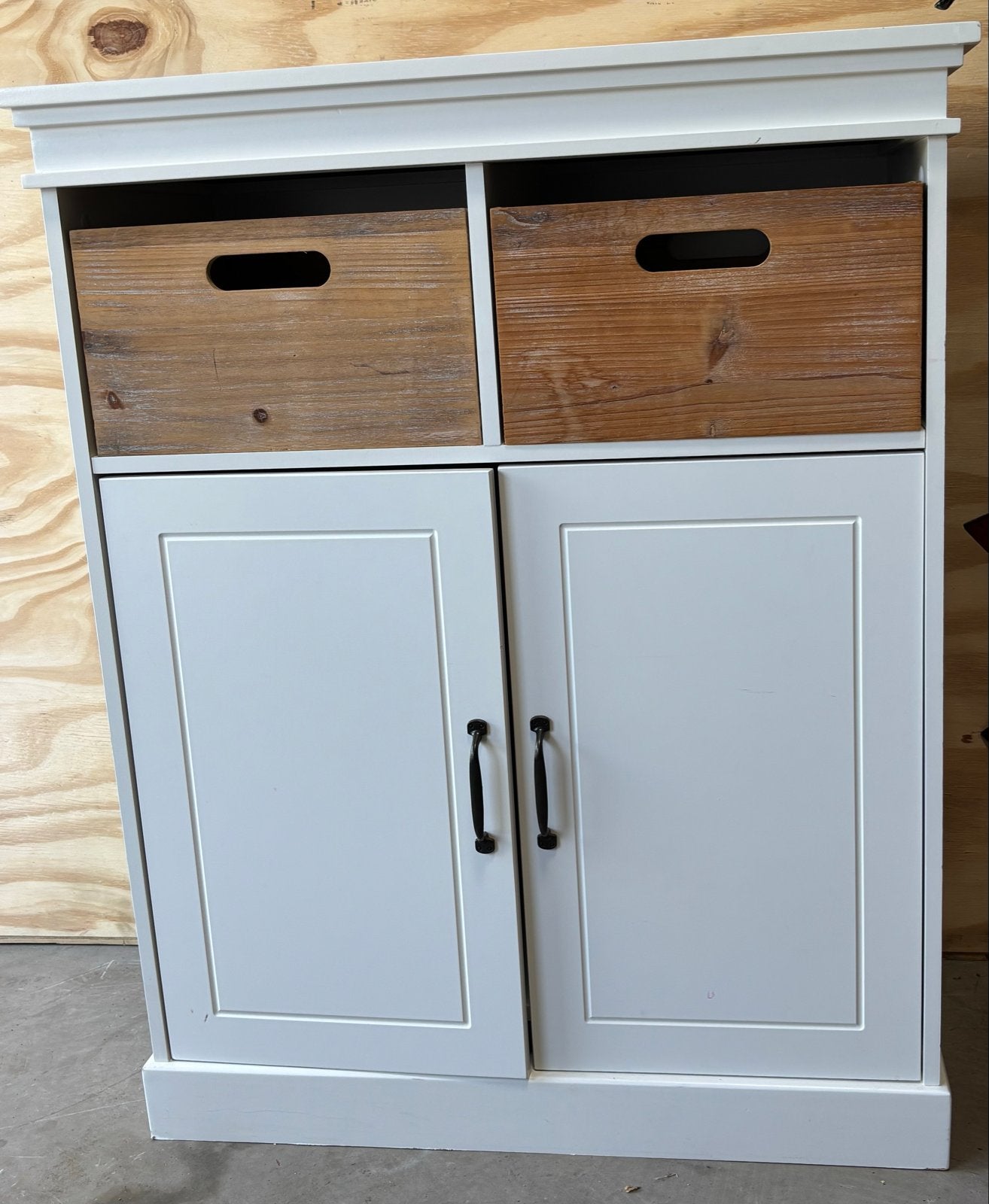 Wit kastje met houten lades en deurtjes, Ophalen, Gebruikt