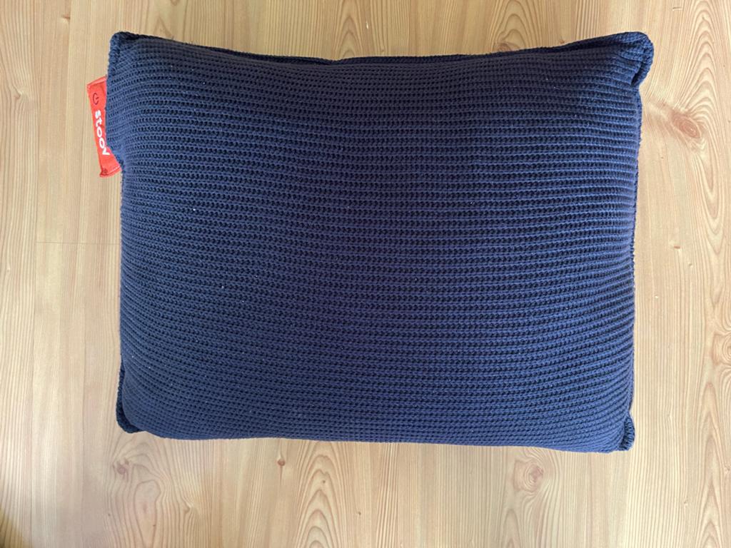 Stoov Warmtekussen - Marineblauw Gebreid, Huis en Inrichting, Woonaccessoires | Kussens, Ophalen of Verzenden, Gebruikt, Blauw