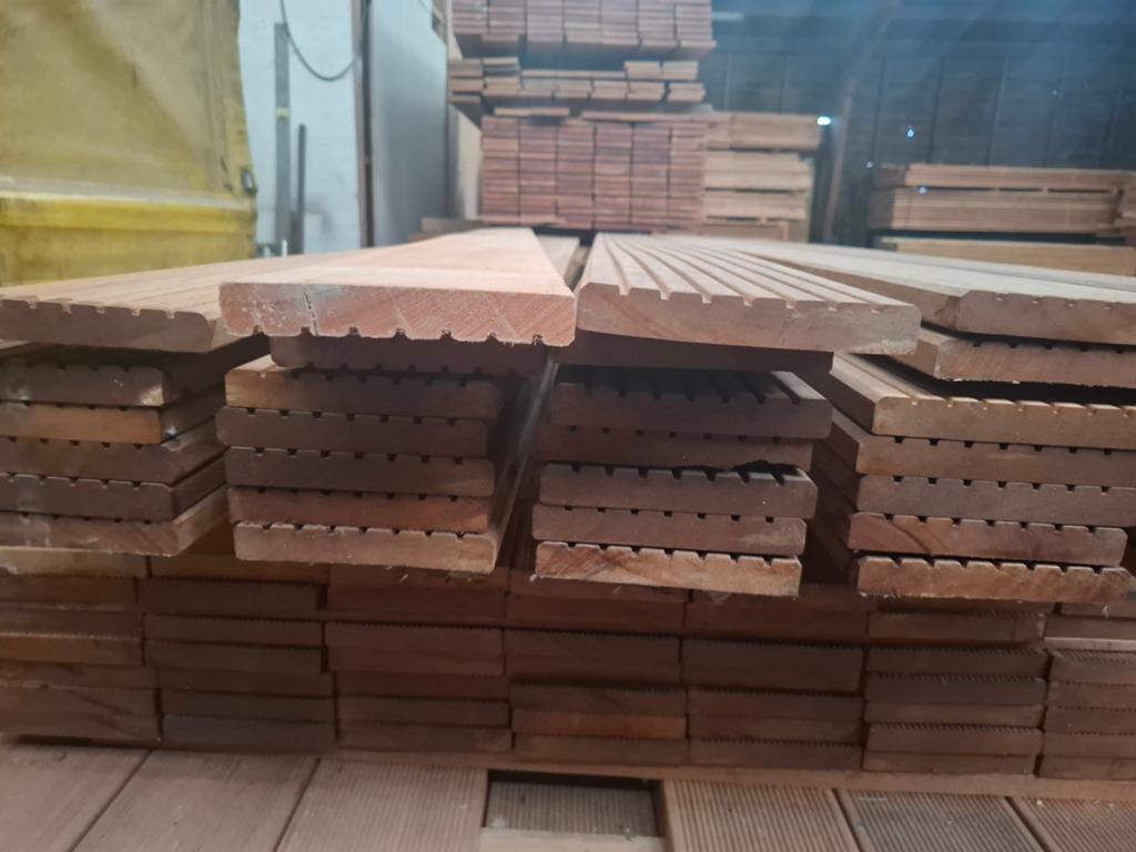 Partij hardhout vlonderplanken 35 st 245 cm bezorgen mogelij, Tuin en Terras, Ophalen, A, A, A