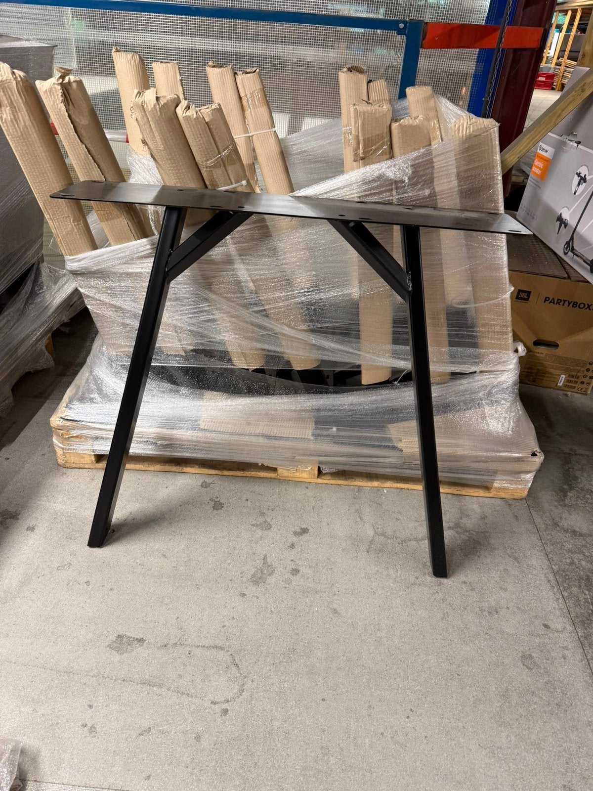 Nieuwe Zwart Gecoate Tafelpoot - A Poot (Set van 2), Huis en Inrichting, Tafelonderdelen, Ophalen, Tafelpoot, 50 tot 100 cm, Nieuw