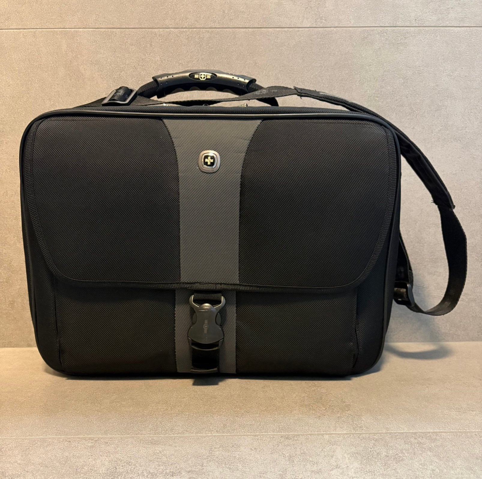 Wenger Legacy - laptopaktetas - 15" tot 17", Computers en Software, Aktetas, Ophalen of Verzenden, Zo goed als nieuw, Tabletvak