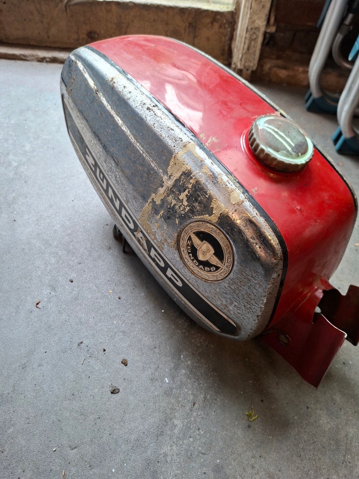 Zundapp 517 tank, Fietsen en Brommers, Ophalen of Verzenden, Gebruikt, Tank
