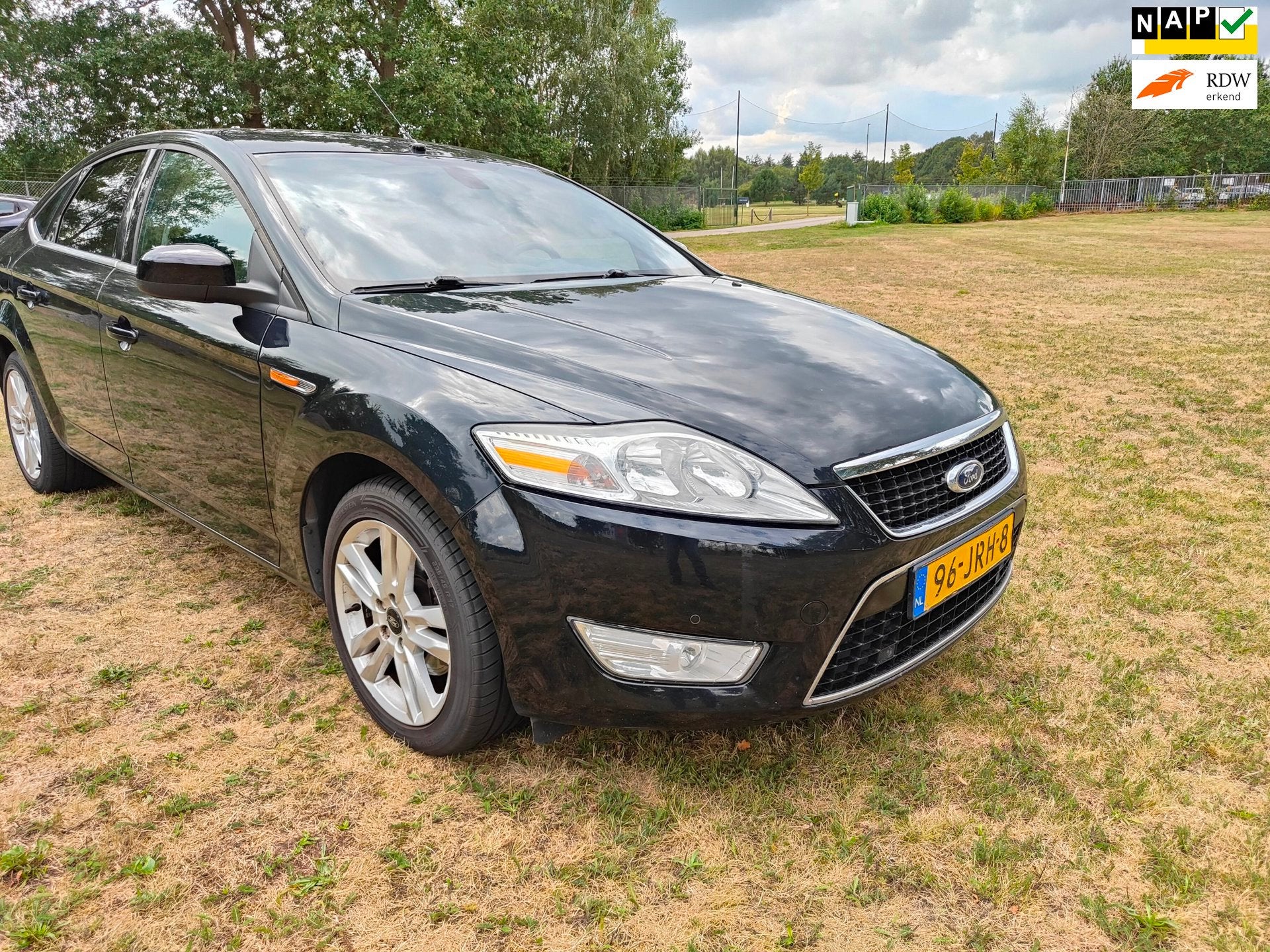Ford Mondeo 2.0-16V Titanium FlexiFuel ( Apk 9-9-2027 ), Auto's, Euro 5, Stof, Gebruikt, Zwart