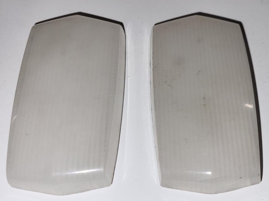 Peugeot 504 auto jaren 70 kapje voor interieur verlichting, Auto-onderdelen, Verlichting, Ophalen of Verzenden, Gebruikt, Peugeot