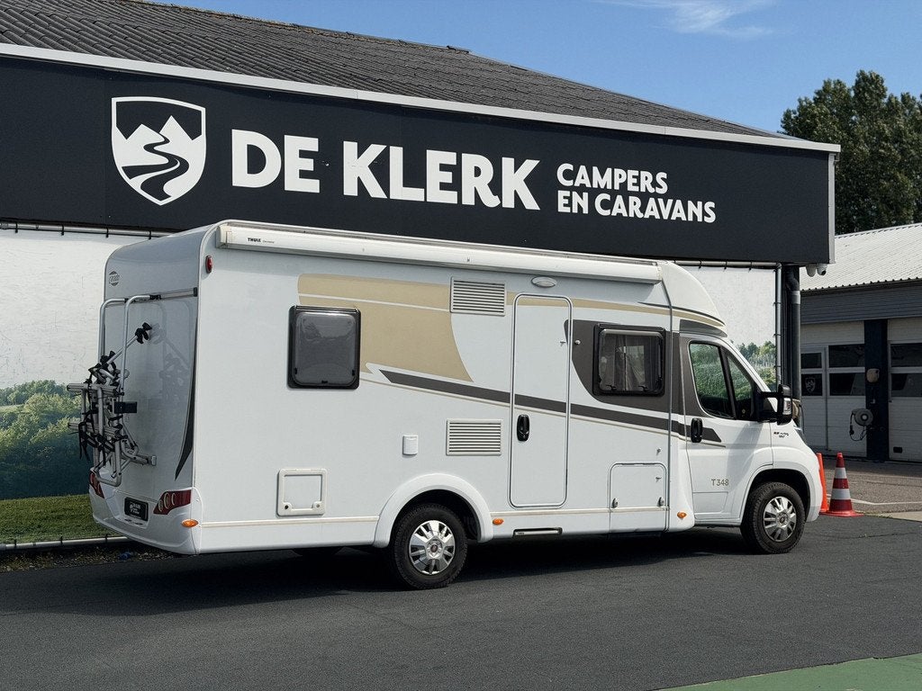Carado T 348 / Gratis stalling (bj 2018), Caravans en Kamperen, Campers, Dakluik, 6 tot 7 meter, Bedrijf, Info@deklerkcaravans.nl
