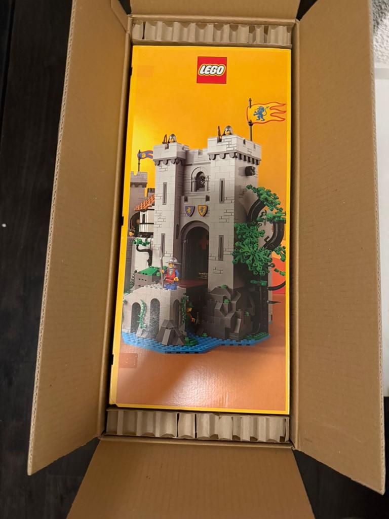 Lego 10305 Lion Knights Castle nieuw, Kinderen en Baby's, Speelgoed | Duplo en Lego, Ophalen of Verzenden, Nieuw, Lego