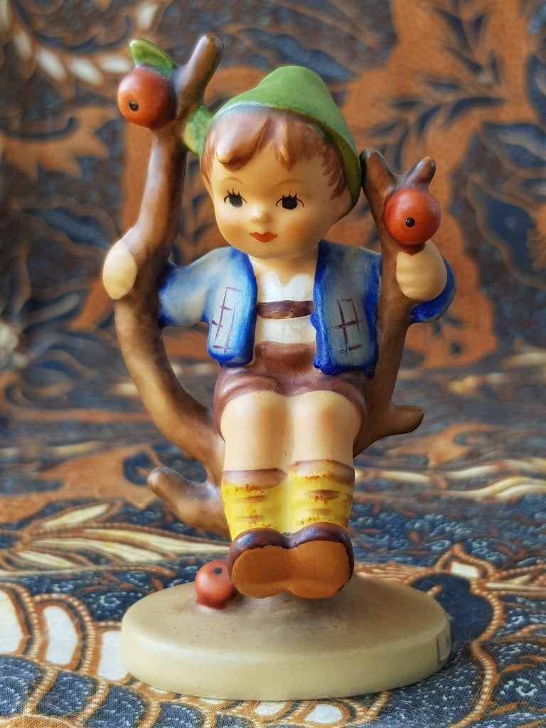 Mooi oud vintage Goebel Hummel beeldje uit Duitsland 9,8 cm., Ophalen of Verzenden
