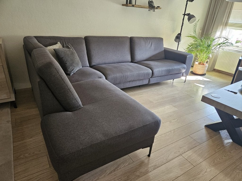 Hoekbank – elektrisch verstelbaar, Ophalen, 250 tot 300 cm, Gebruikt, Hoekbank