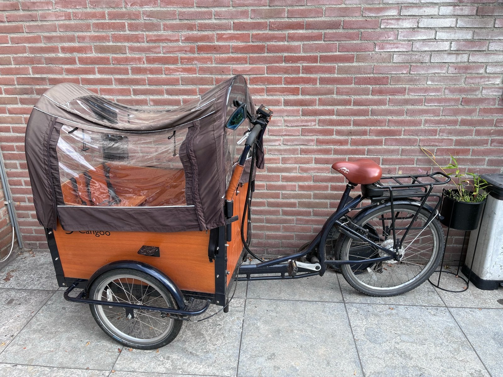 Cangroo elektrische bakfiets met vernieuwde accu, 4 kinderen of meer, Gebruikt, Velgrem, Elektrisch