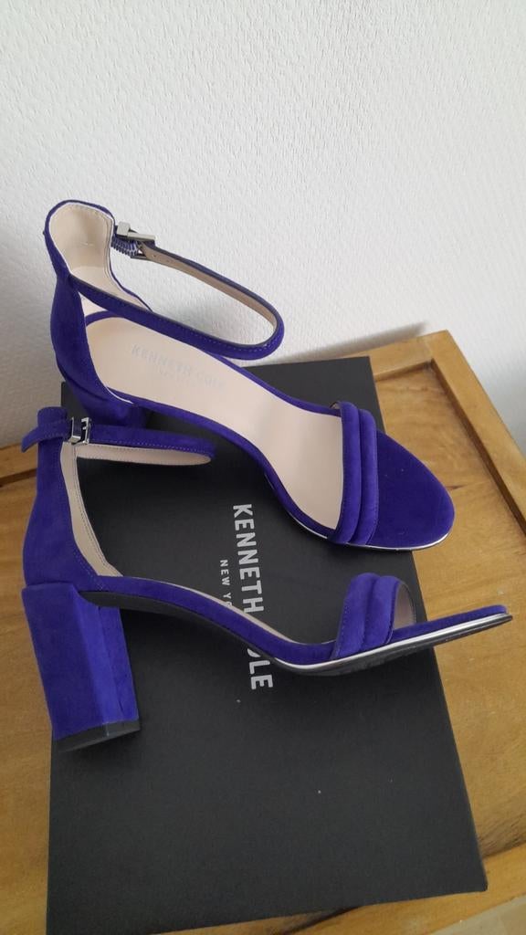 Mooie schoentjes maat 39 van Kenneth Cole Nieuw!, Kleding | Dames, Schoenen, Blauw, Kenneth Cole, Nieuw, Sandalen of Muiltjes