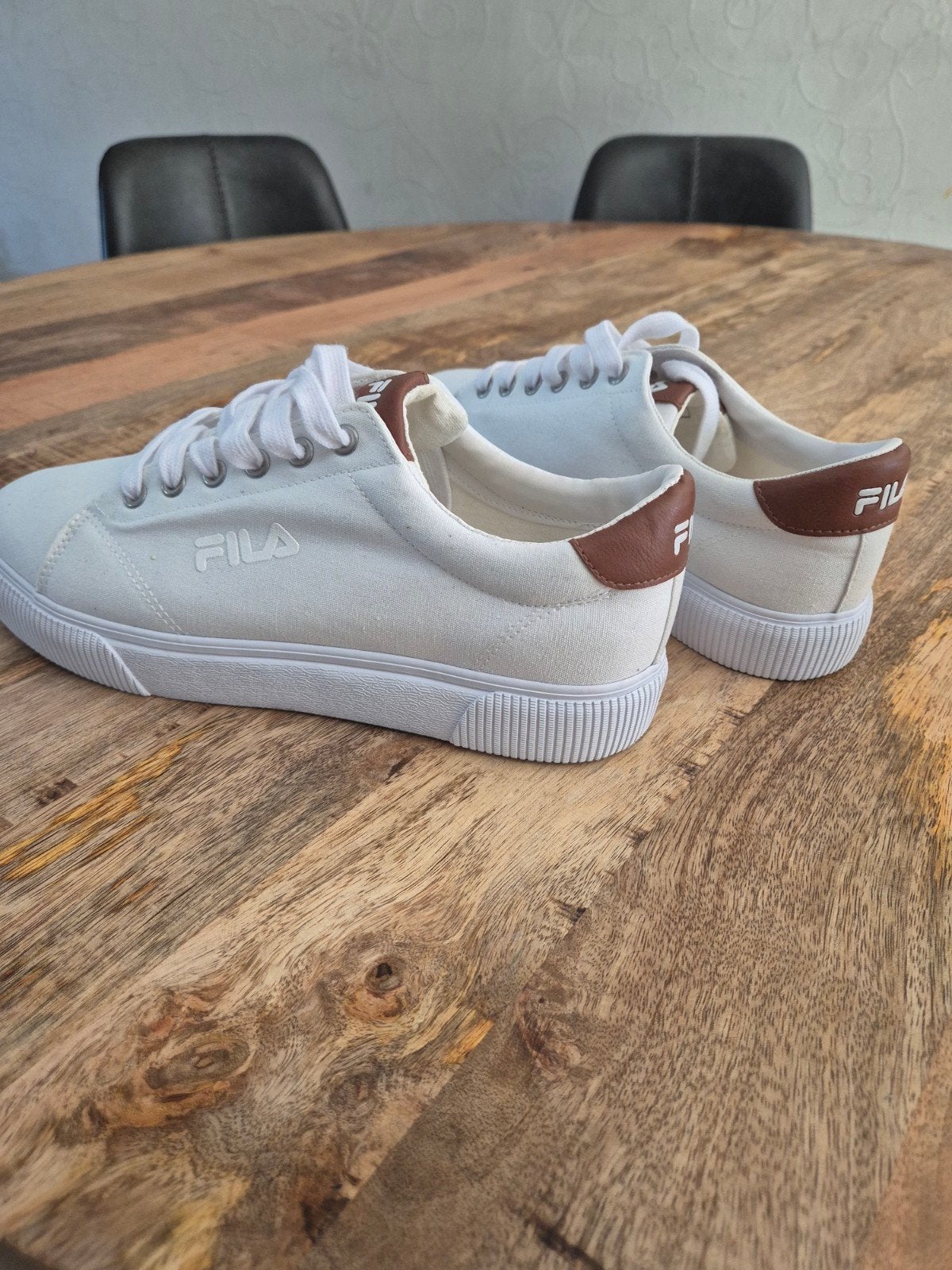 Nieuwe Fila sneakers, maat 42, Wit, Nieuw, Ophalen of Verzenden, Sneakers of Gympen