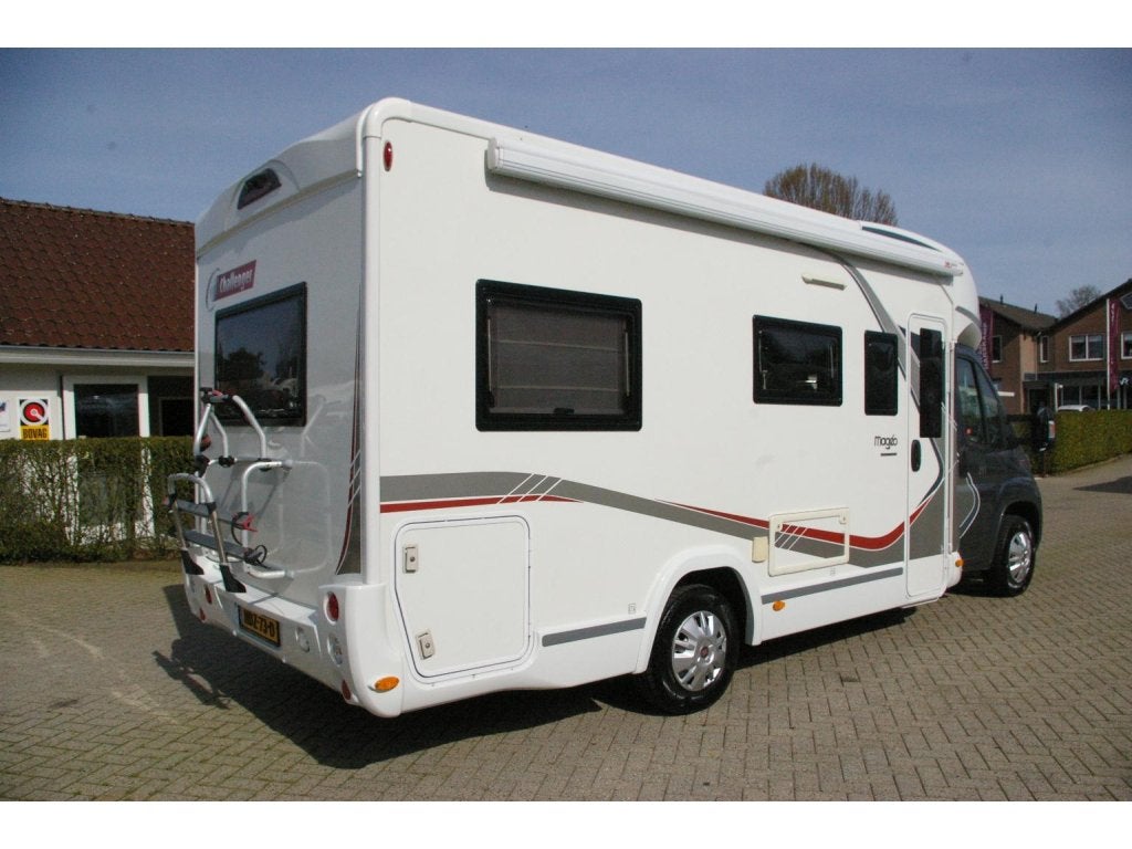 Challenger Mageo Top indeling, 2x Hefbed, Rondzit achter., Fiat, 6 tot 7 meter, Bedrijf, Challenger