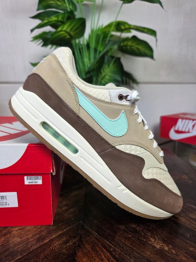 Nike Air Max 1 Crepe Hemp maat 49,5, Bruin, Nike, Nieuw, Ophalen of Verzenden