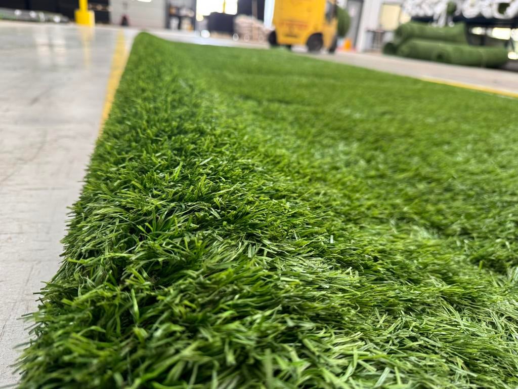 80m2 Kunstgras. Nog als nieuw! (4m x 20m) €640,-, Ophalen of Verzenden, Zo goed als nieuw, Boerhaaveweg 10, Info@stuntgras.nl
