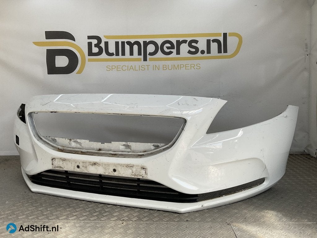 Bumper Volvo V40 Normaal 12- 31283732 Voorbumper E4-22688, Auto-onderdelen, Bumper