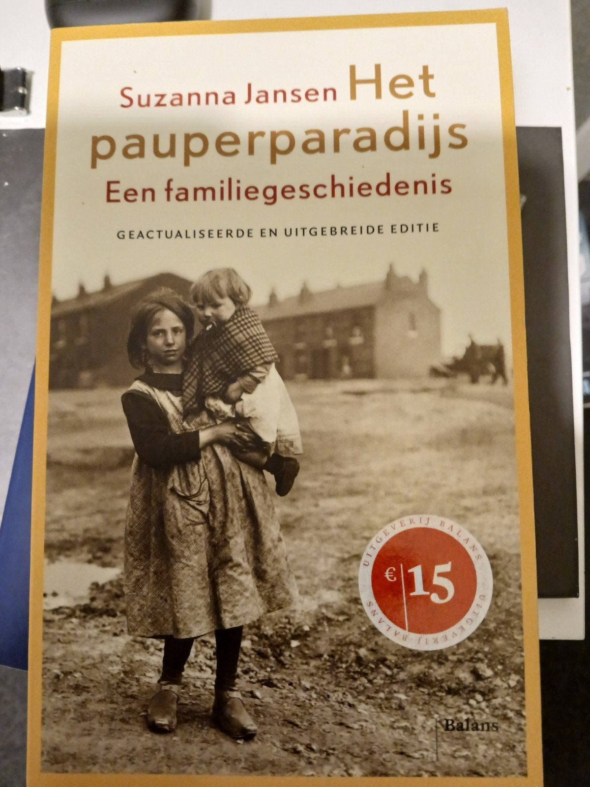 Het Pauperparadijs-Suzanna Jansen, Boeken, Ophalen of Verzenden, Gelezen