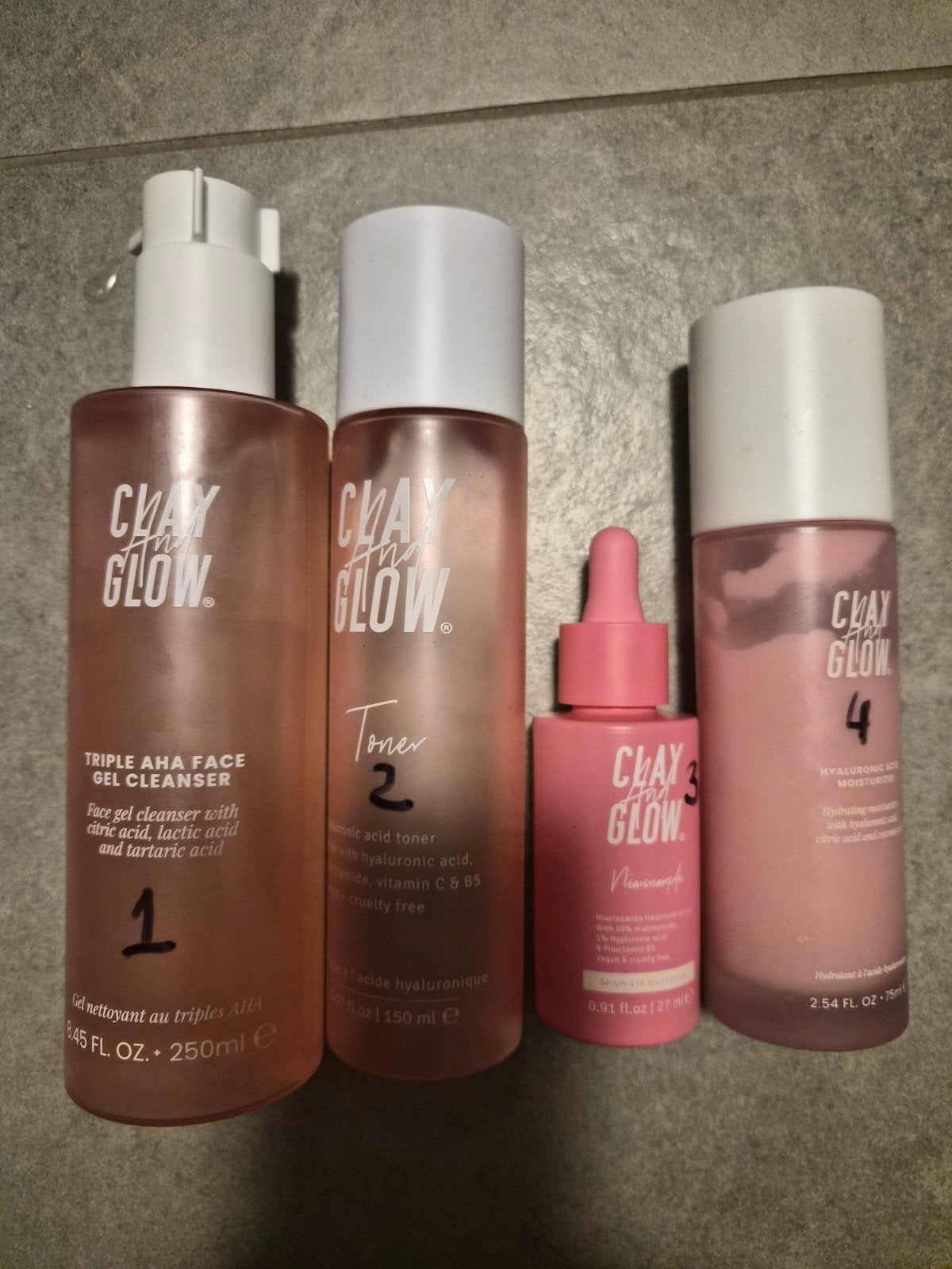 Clay And Glow Skincare Set (Gebruikt), Ophalen of Verzenden, Gebruikt, Gehele gezicht, Reiniging