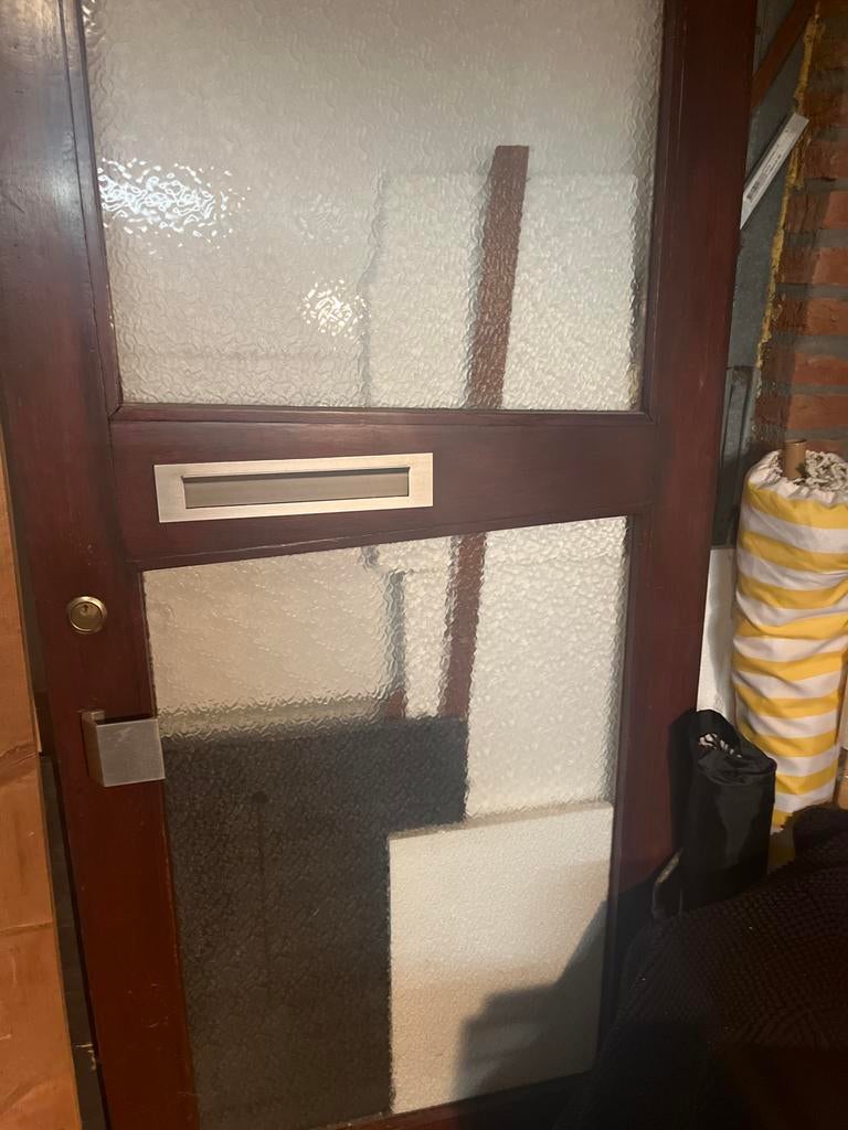 Houten buitendeur met glas en brievenbus, Gebruikt, 80 tot 100 cm, Ophalen of Verzenden, Buitendeur