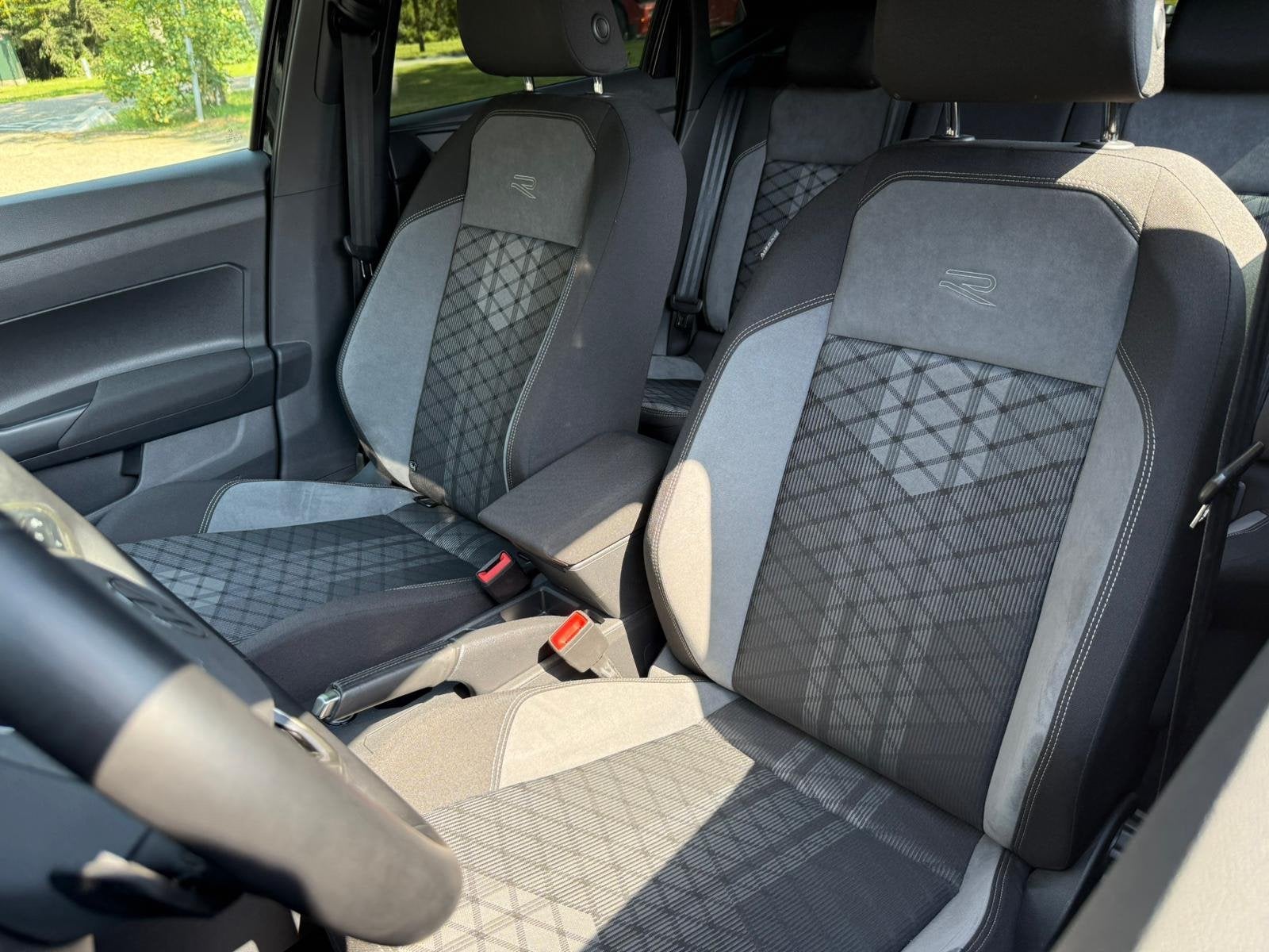 Foto 9 van Volkswagen POLO 1.0 TSI R-Line Edition